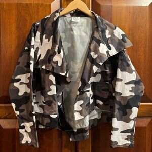 PLANET By Lauren G Cropped Asymmetrical Nylon Camo Women’s Jacket One Size